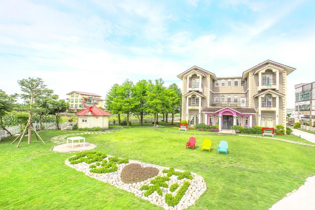 伊莎愛莉溜滑梯親子民宿 Wujie Zhen Exteriör bild